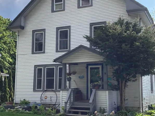 85 Davis Street, Rutland City, VT 05701