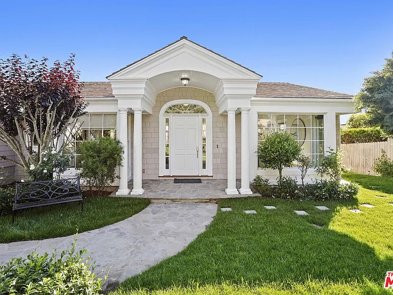 7335 Birdview Ave — Photo 14