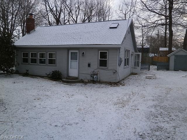 1st image of 1597 Grove Ave