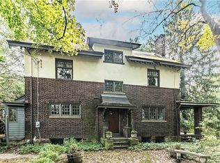 9345 Highland Rd, Pittsburgh, PA 15237