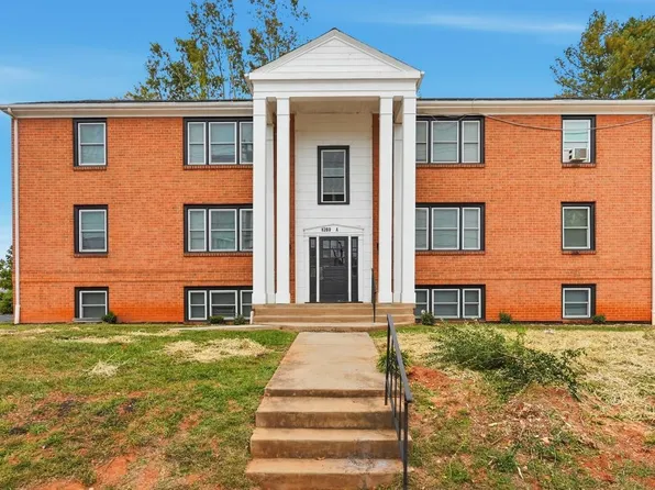 1200 Liggates Rd, Lynchburg, VA 24502