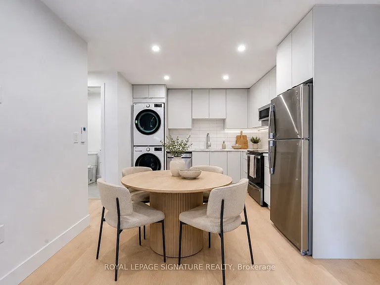 390 Palmerston Blvd #2 — Photo 2