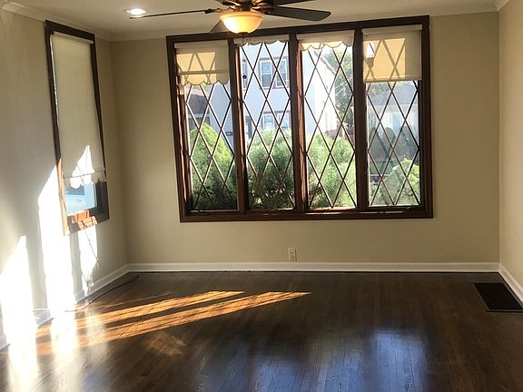 4th image of 13204 S Carondolet Ave
