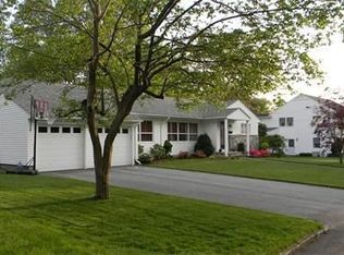 48 W Bel Air Rd, Cranston, RI 02920