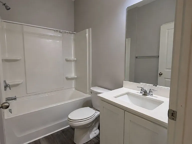 132 Verona Dr NW — Photo 14