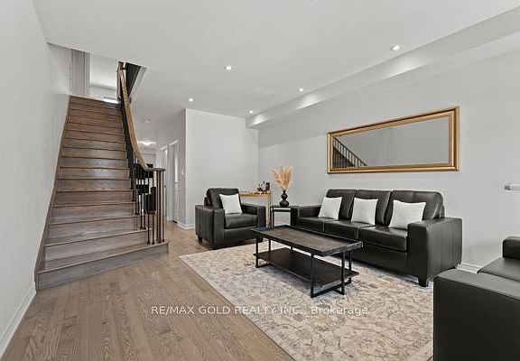 5th image of 59 Folgate Cres