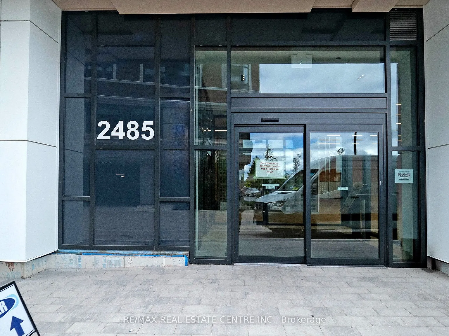 Kith Condos — Photo 3