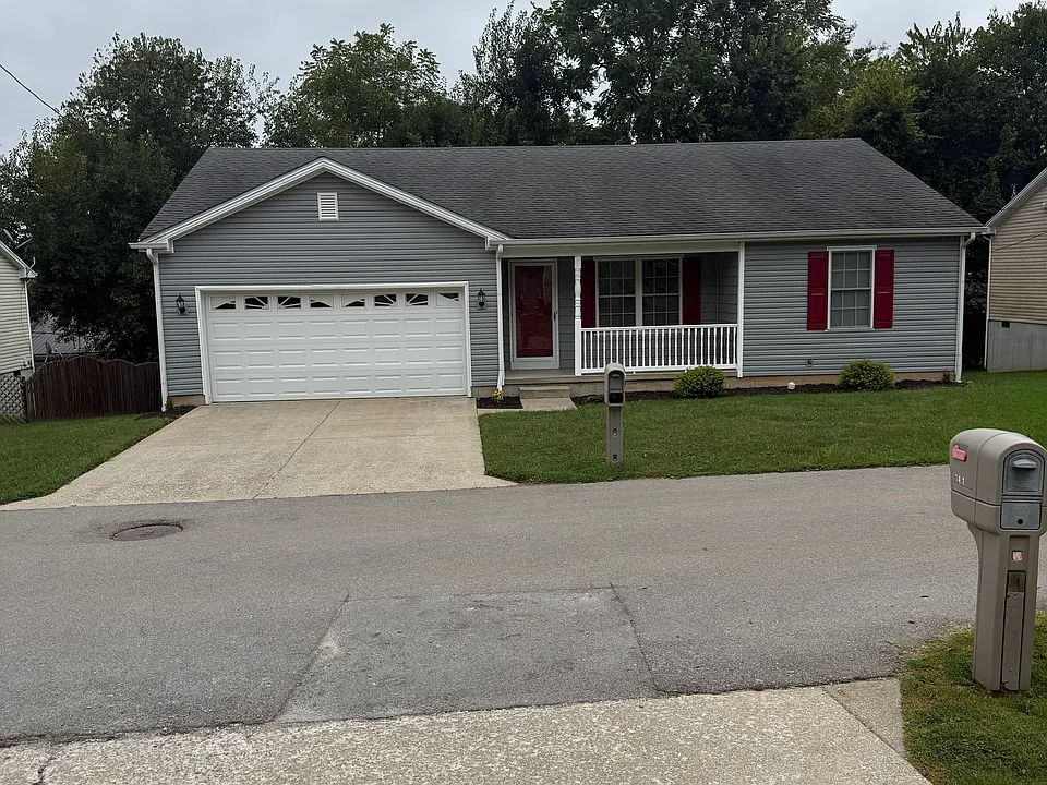 140 Maiden Ln