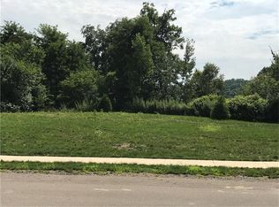 117 Chestnut Ridge Dr, Beaver Falls, PA 15010