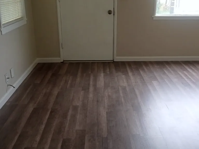 244 Corson Ave — Photo 5