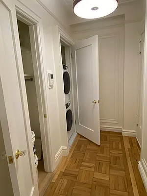 Rented by Peter R. Hungerford, LREB | media 27