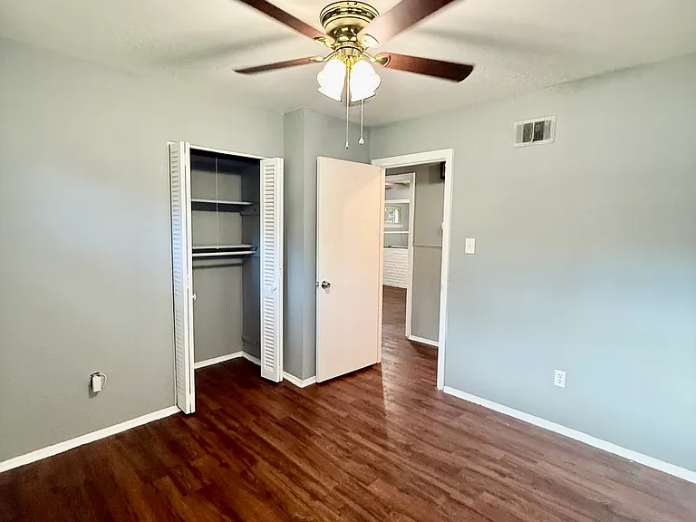 3 Monica Blvd — Photo 4