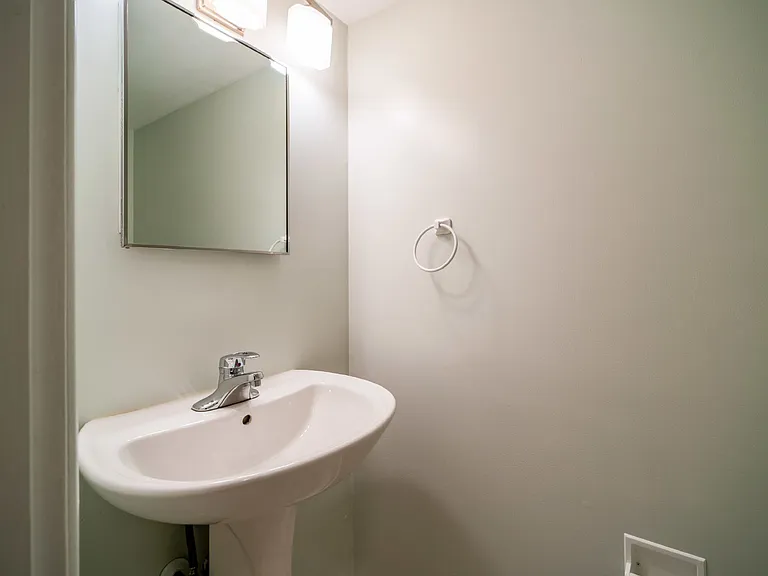2455 Pyrenees Ct — Photo 27
