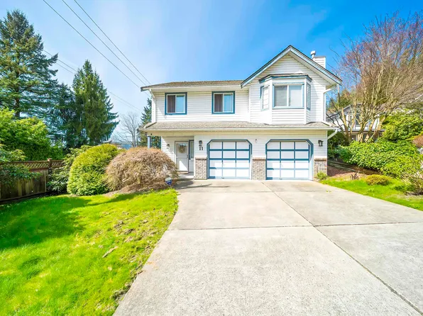 11 Harbour Pl, Pt Moody, BC V3H 4J8