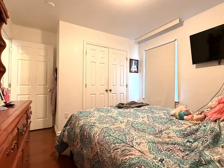 14 Short St #1 — Photo 12