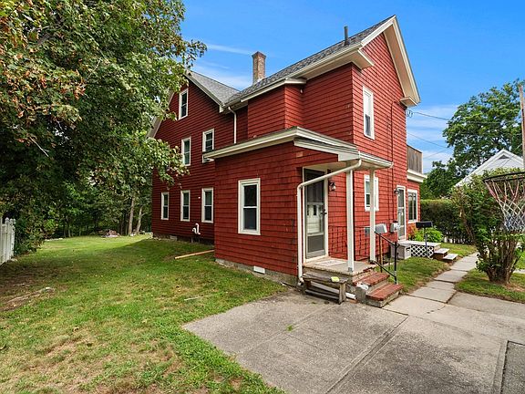 3rd image of 32 Kirby St