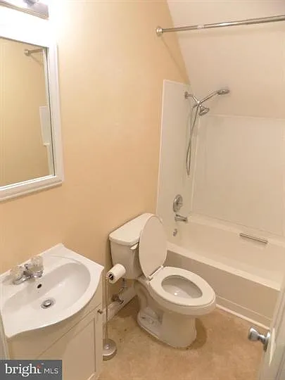 135 Land Or Dr — Photo 8