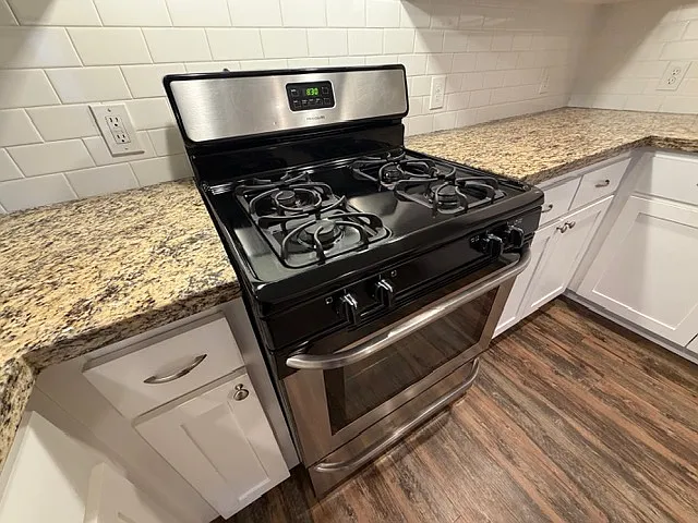 2741 E Dakota Ave — Photo 9