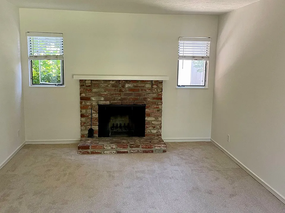 3608 Bickerstaff