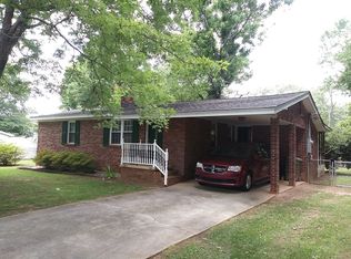 104 Wilson St, Mauldin, SC 29662