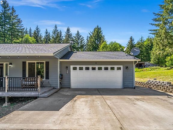3rd image of 42621 NW Hidden Mountain Dr
