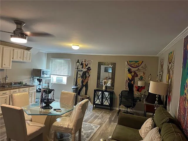 5401 Chatham Dr — Photo 3