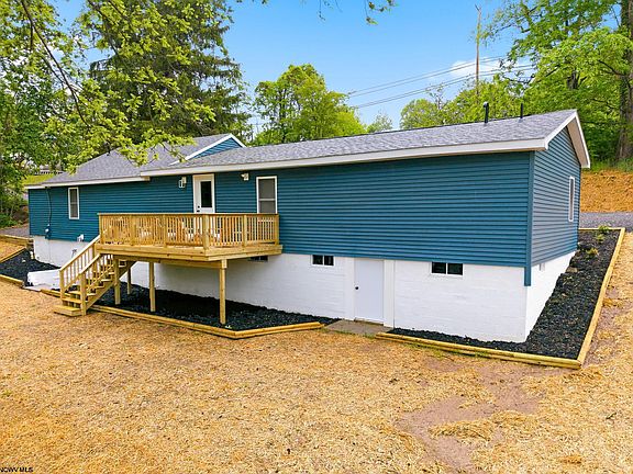 4th image of 1144 Grafton Rd