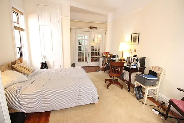 Rented by Luxor Homes & Investment Realty | media 18