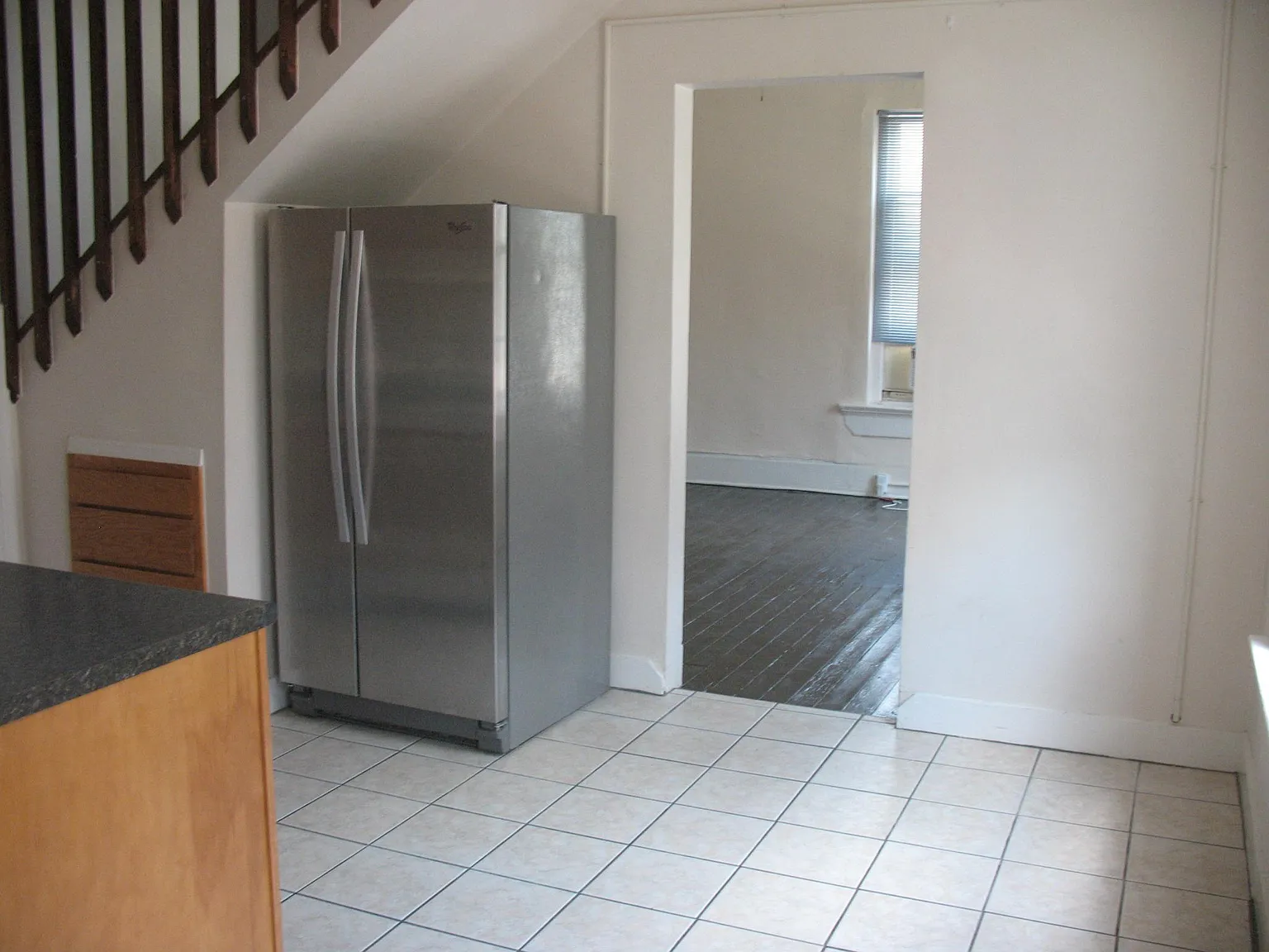 218 E Rochelle St — Photo 3