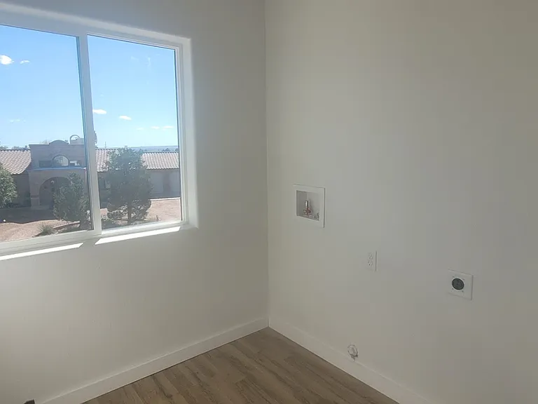 989 S Harmony Dr — Photo 15