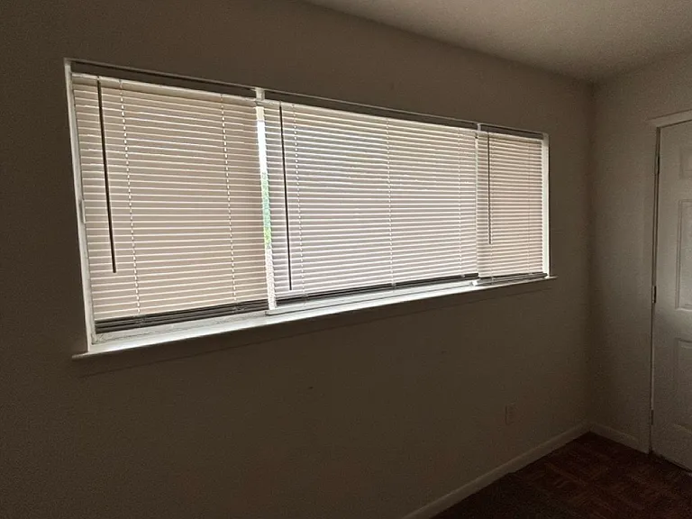 322 S Waco St #13 — Photo 1