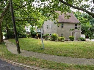 8 Talmadge Dr, Huntington Station, NY 11746