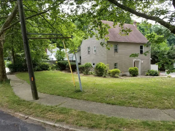 8 Talmadge Dr, Huntington Station, NY 11746