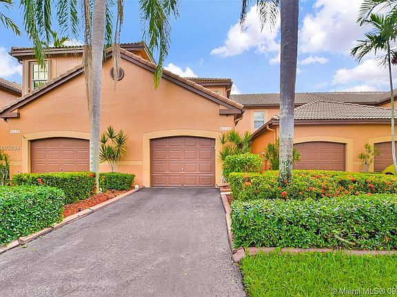 3rd image of 1432 Veracruz Ln #2-6