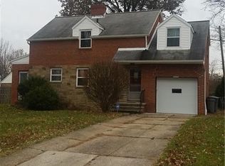 27170 Fullerwood Dr, Euclid, OH