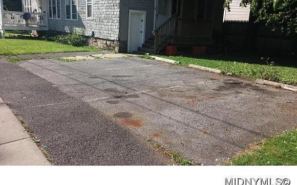 2nd image of 1659 Holland Ave
