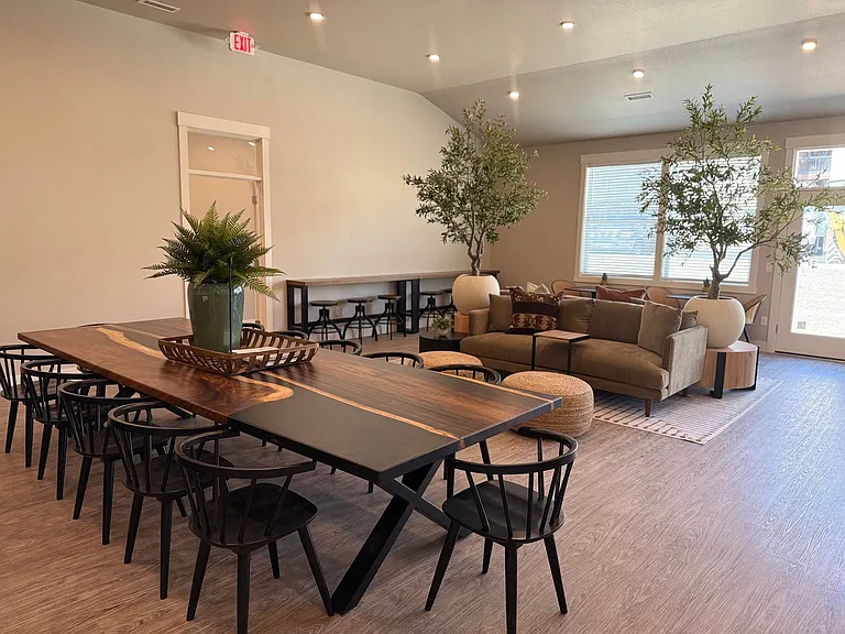 Introducing Dry Canyon Redmond's newest Luxury Apartments — Photo 14