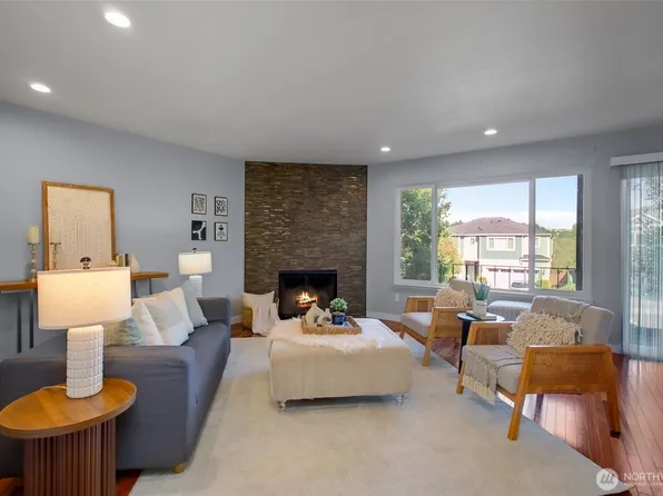 17430 Ambaum Boulevard S #8, Seattle, WA 98148