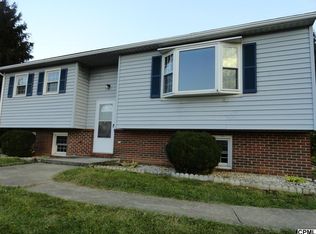 649 School House Ln, Lewisberry, PA 17339