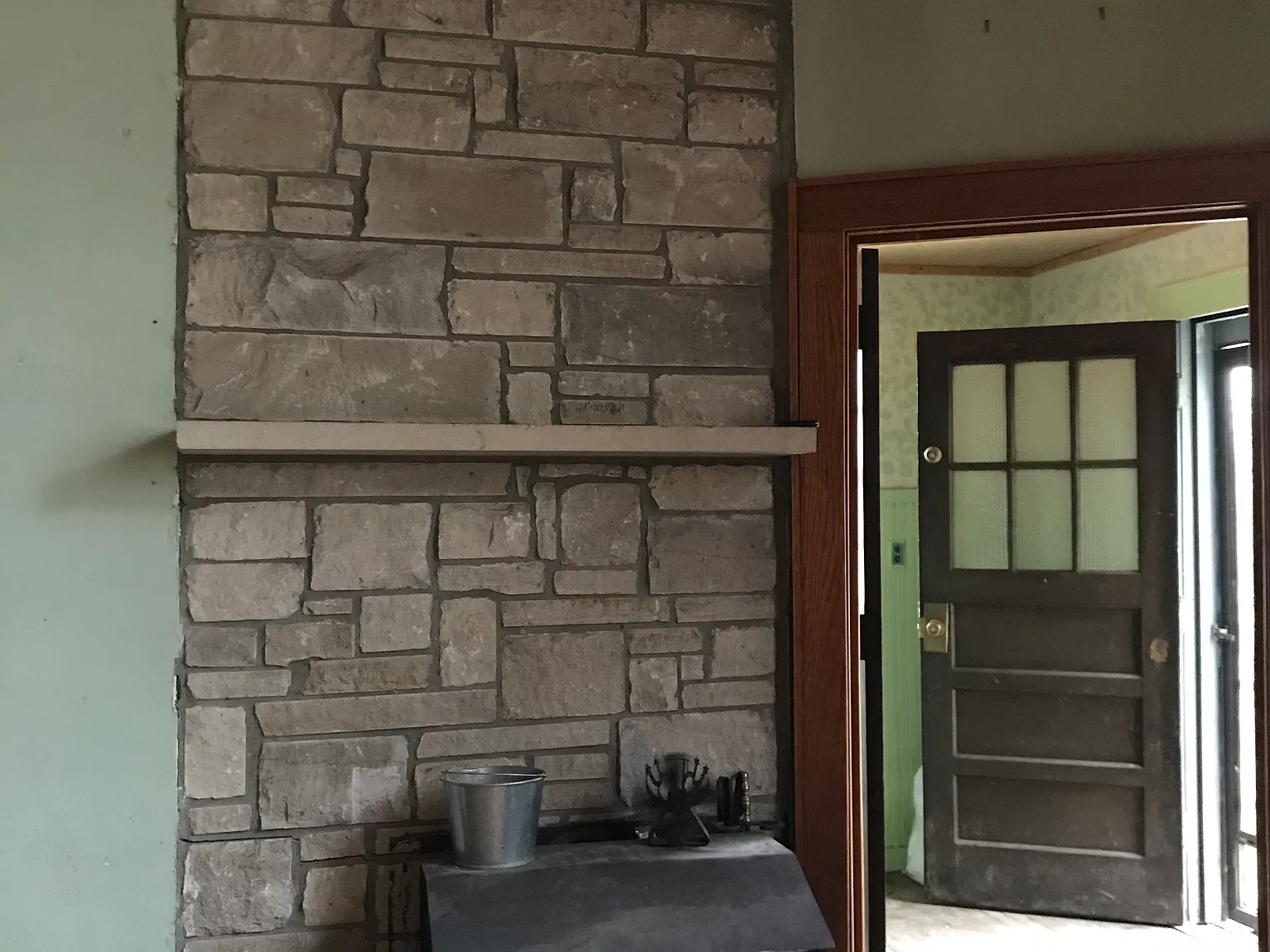 1 bed, 1500 sqft, $1,100 — Photo 4