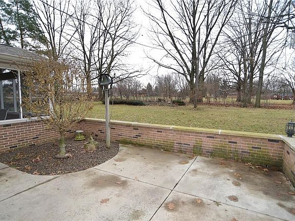 4th image of 6705 Wilton Ct