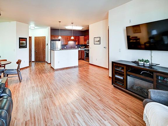 4th image of 5194 Sassafras Dr #107