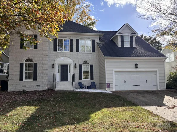 21131 Harken Dr, Cornelius, NC 28031