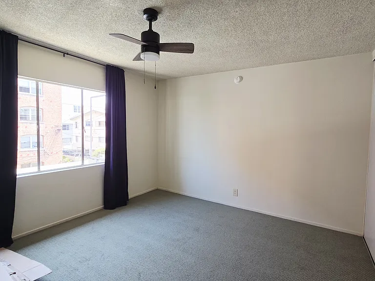 526 S Saint Andrews Pl #28 — Photo 35