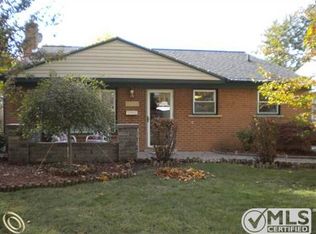 8213 Donna St, Westland, MI 48185