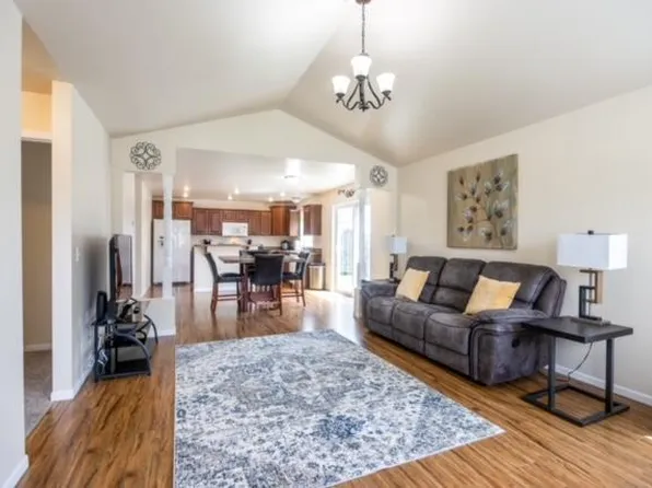 133 Shaw Cir, Billings, MT 59105