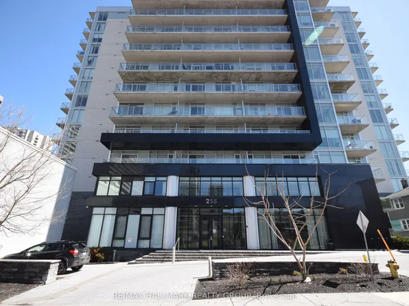 255 Bay St N #1412, Ottawa, ON K1R 0C5