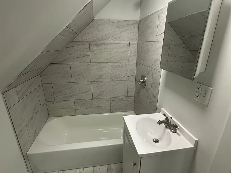 242 Newhall St #1 — Photo 27
