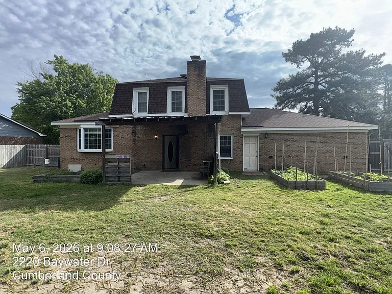 2220 Baywater Dr — Photo 2
