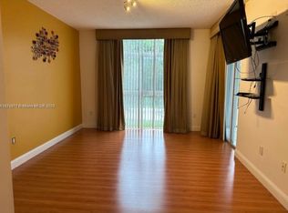 9725 NW 52nd St, Doral, FL 33178